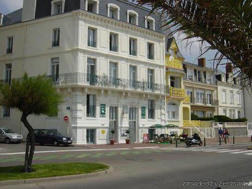 Residence De La Plage La Chaume Exterior photo
